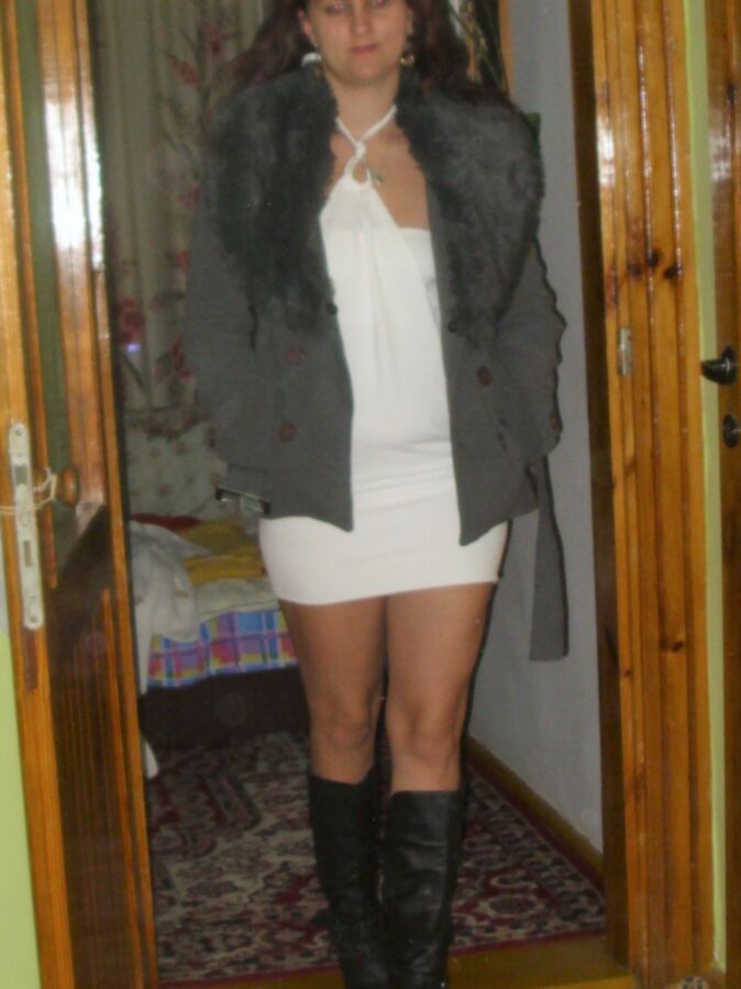 Paula T. - polish leggy teen in pantyhose, heels, boots, mini  9 of 17 pics