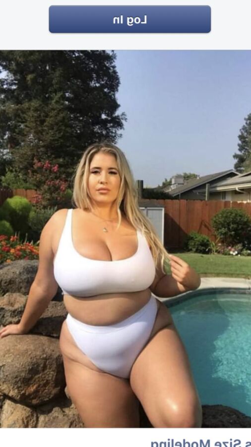 Lauren Sangster - BBW Plus Size Model 21 of 35 pics