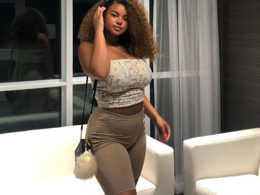 BUSTY BLACK TEEN JAYLIN 9 of 32 pics