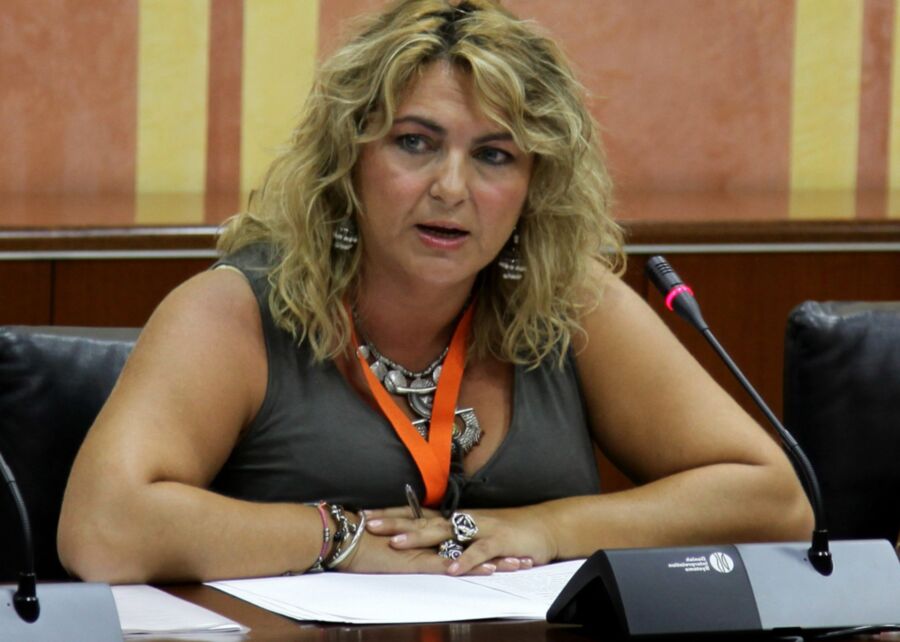 Chubby Spanish MILF politician (non-nude) 7 of 10 pics