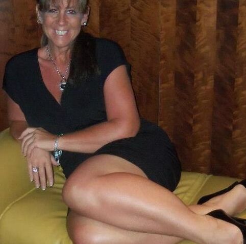 Moms, MILFs, Cougars, and others 4 of 79 pics
