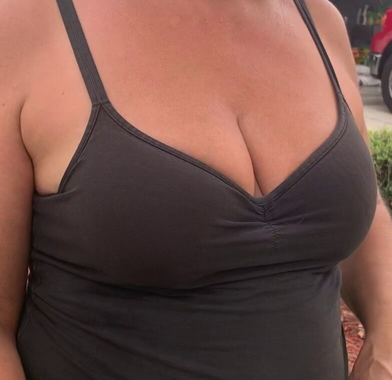 Candid Busty Mature Neighbor With Great Rack and Clevage 3 of 38 pics