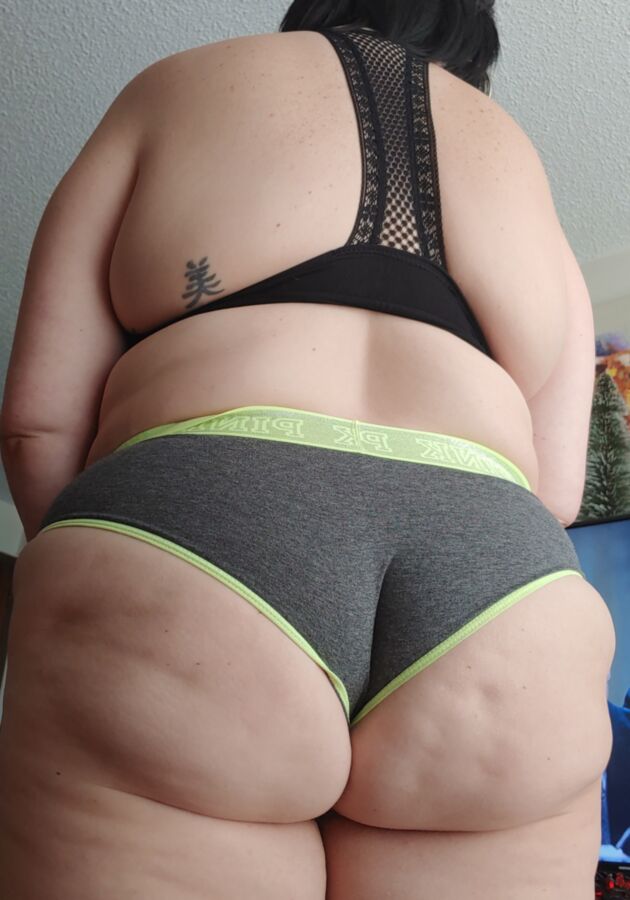 Sexy Chubby Panties 8 of 12 pics