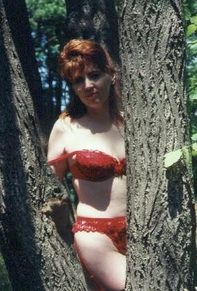 Retro Gold - Amateur - Natural redhead - curvy hairy mature  16 of 110 pics