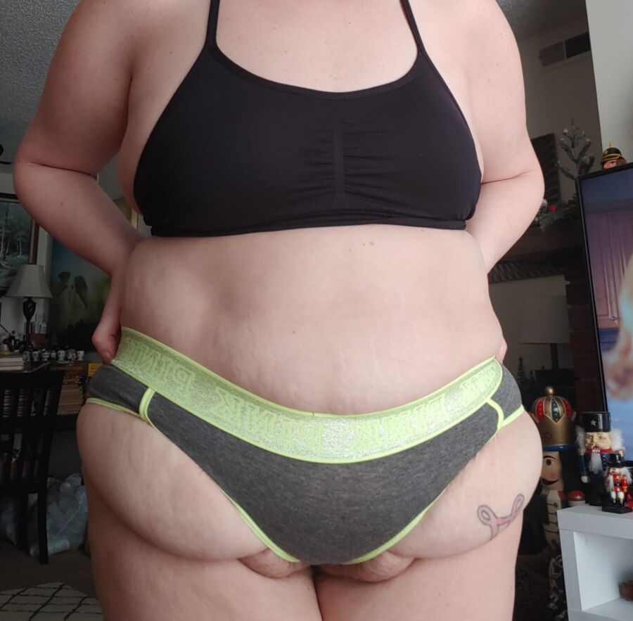Sexy Chubby Panties 4 of 12 pics