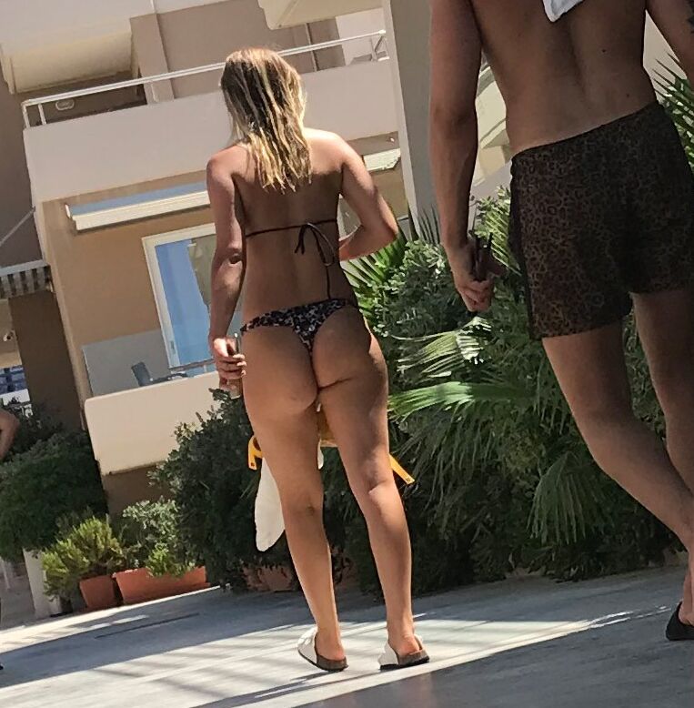 Swedish Bikini Girls In Greece 16 of 16 pics