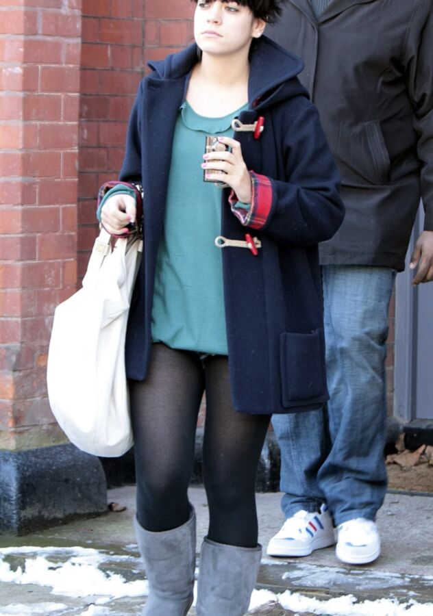 Lilly Allen - Chav Cunt UK Singer in Tights 7 of 33 pics