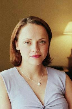 Christina Ricci 16 of 25 pics