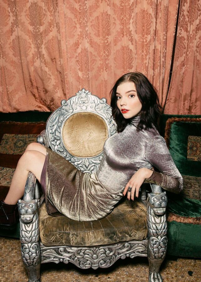 More Anya Taylor-Joy 6 of 37 pics