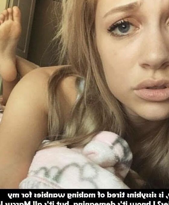 My teen toes, mouths, and cummy teasers 2 of 29 pics