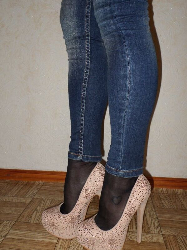 Pantyhose nylon high heels  14 of 58 pics
