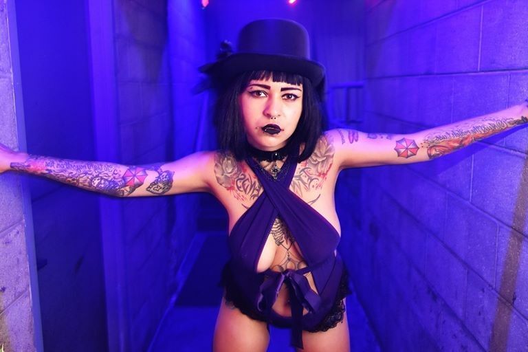 Sarah (hot Big Tiddied Goth GF) wants your attention. BAD WILD  2 of 40 pics