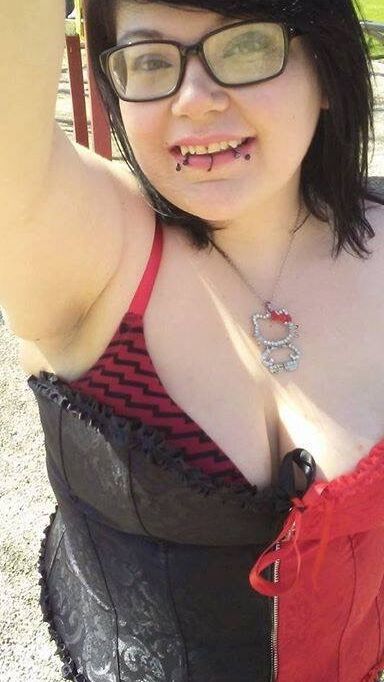 Fat bitches from Facebook  5 of 42 pics