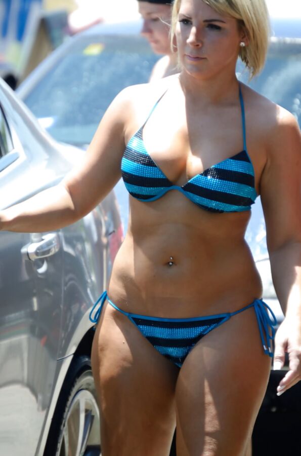 Hot Milfs In Bikini