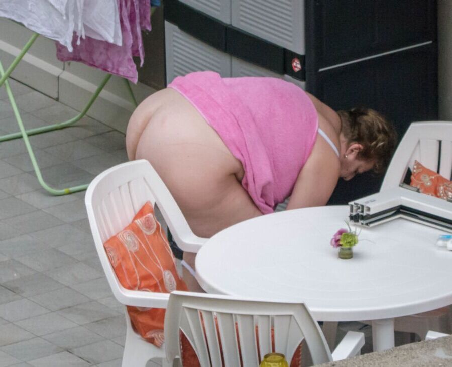 Anime outdoor chubby voyeur
