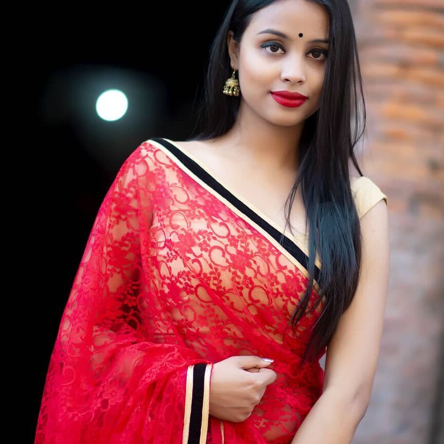 Desi Wives in Sleeveless! - Nuded Photo