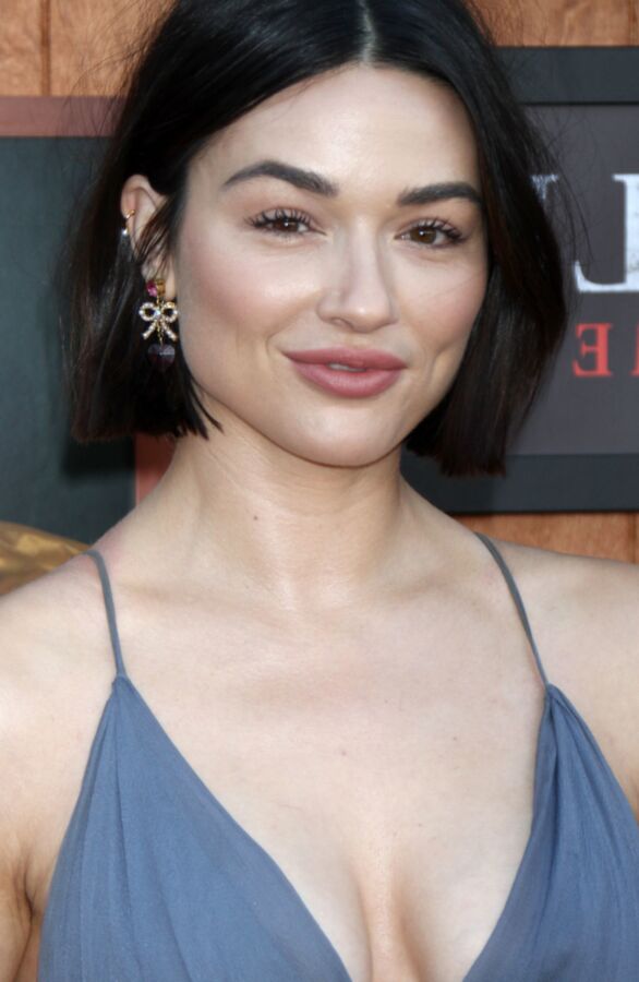 Crystal reed hot