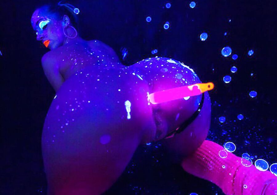 Neon Porn