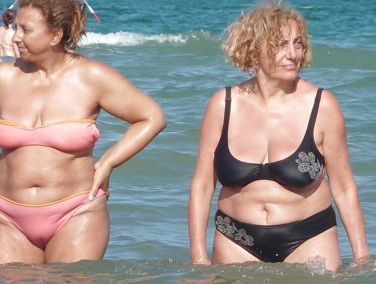 Matures In Bikinis