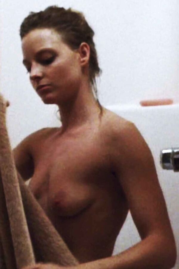 Free porn pics of Jodie Foster 12 of 30 pics.