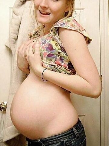 Pregnant Teens - Nuded Photo.