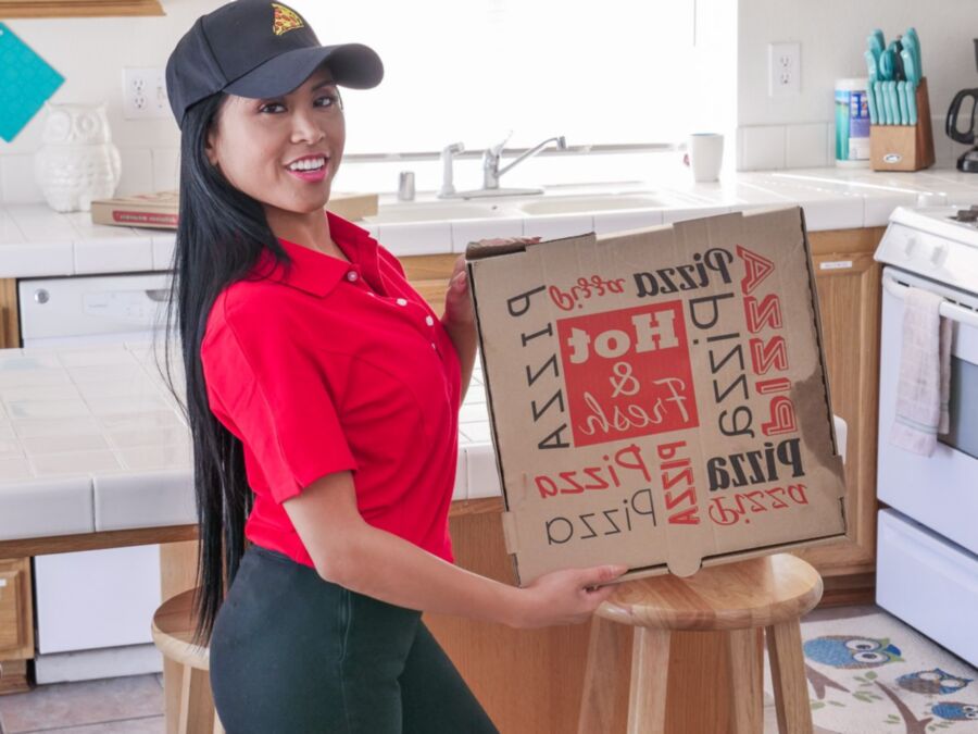 Horny Asian Ember Snow delivers pizza & sex. 