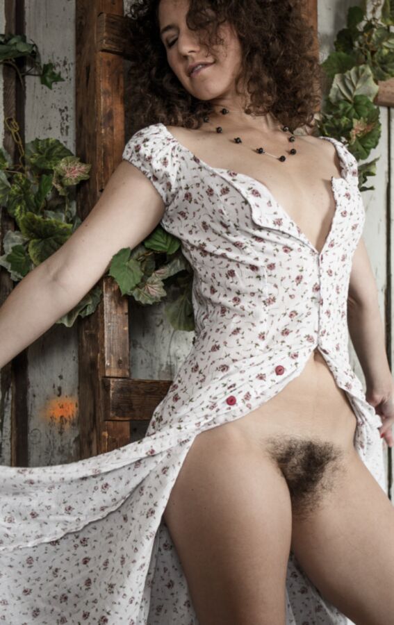 MM Model - Sativa Bush Hairy Pussy.