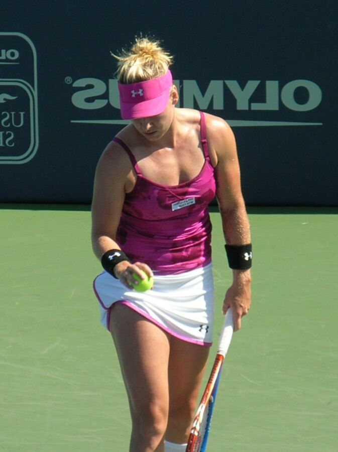 Bethanie Mattek / American Tennis Player.